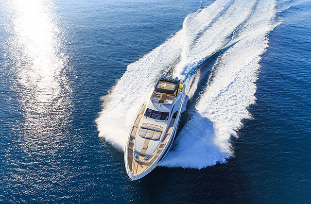 ラグジュアリーボート